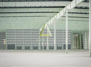 Bodega-Galpón · 10500m² · Galpón en Alquiler en Benavidez Tigre