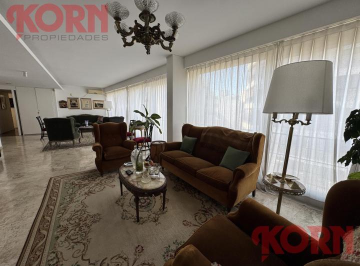 Departamento · 213m² · 5 Ambientes · 1 Cochera