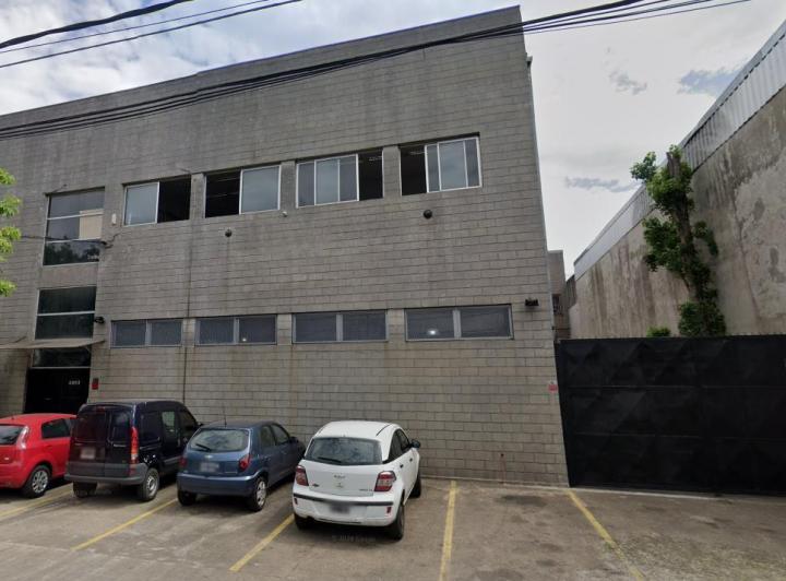 Depósito · 960m² · 6 Cocheras