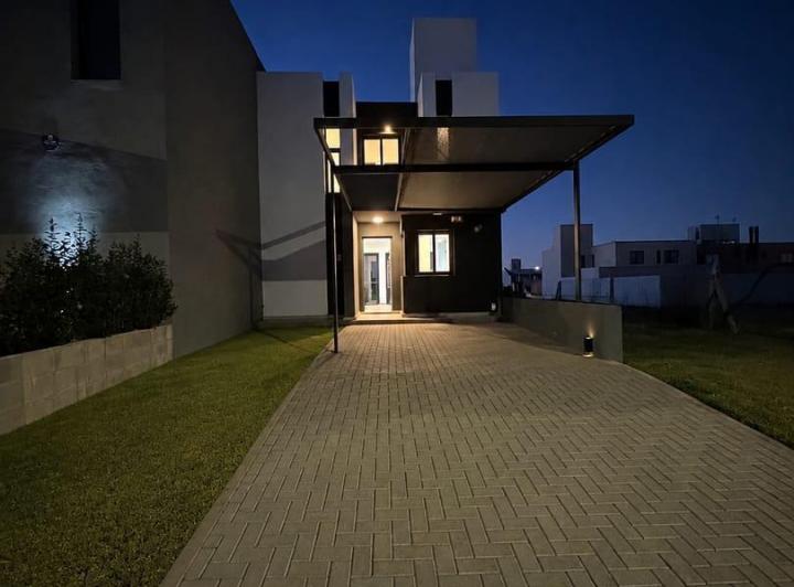 Departamento · 2m² · 2 Ambientes · 1 Cochera