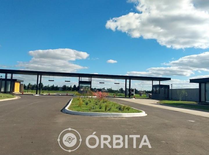Terreno · 773m²