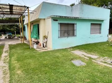 Casa de 4 ambientes, Villa Amelia · Casa 2 Dorm. - Villa Amelia - Terreno de 13 m X 55 m de Fondo.