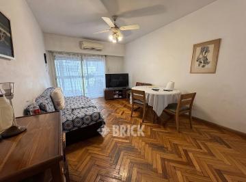 Departamento · 84m² · 4 Ambientes · Semip C/dep en Austria Av Pueyrredon - Todo a Nuevo Contrafrente Bcon D/entrada Gran Cocina