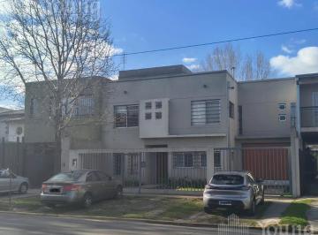 Casa · 147m² · 4 Ambientes · 2 Cocheras · Casa en Bernal Este