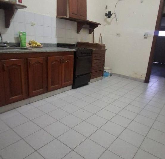 Casa · 181m² · 1 Ambiente · 1 Cochera