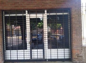 Local comercial de 1 ambiente, Lomas de Zamora · Venta Local con Patio Sobre Frias