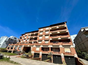 Departamento · 57m² · 2 Dormitorios · Pinamar - Departamento Ubicado a m del Mar San Sebastian IV