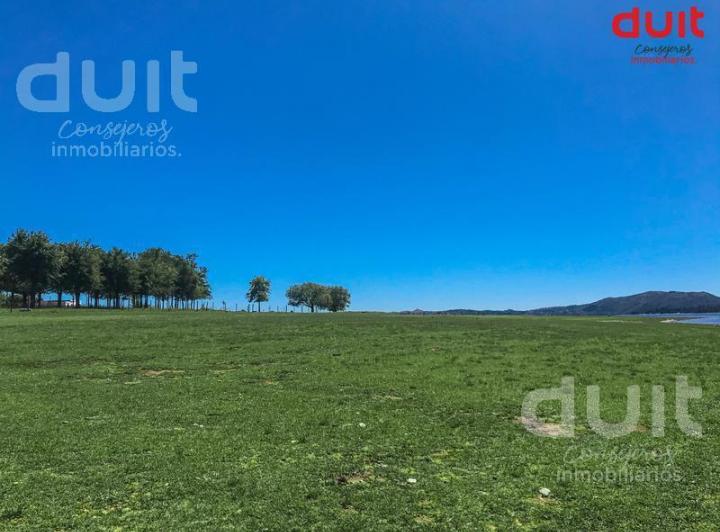 Terreno · 1320m²