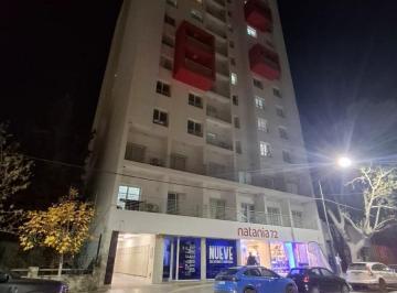 Departamento · 47m² · 2 Ambientes · 1 Cochera · Departamento Amoblado C/cochera - 1 Dormitorio - Todos Los Servicios Incluidos