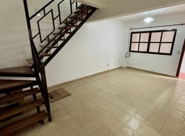 PH · 60m² · 3 Ambientes · PH en Alquiler - 2 Dorm. 1 Baño - 70 m - La Plata
