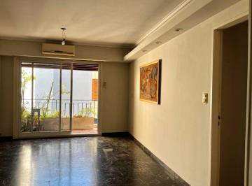 Departamento de 4 ambientes, Colegiales · 3 Ambientes + Dependencia o Tercer Dormitorio. C/balcón Al Contrafrente