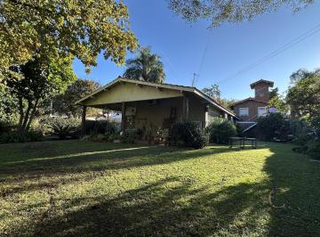 Casa · 173m² · 5 Ambientes · 3 Cocheras · Casa 5 Ambientes en Lote de 700 m con Dependencia en Ituzaingó Norte Apta Crédito