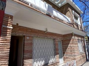 Casa · 251m² · 7 Ambientes · Casa Multifamiliar - Ideal Proyecto en Villa Devoto