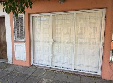 Casa de 1 ambiente, Lomas de Zamora · Monoambiente en Alquiler en Banfield