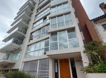 Departamento · 89m² · 3 Ambientes · 2 Cocheras · Piso en Venta 3 Amb con Cochera Varese