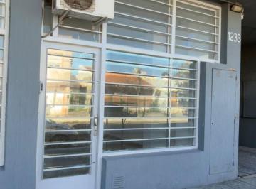 Local comercial de 2 ambientes, Bahía Blanca · Local - Oficina en Venta en Viamonte 1233