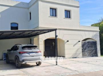 Casa · 500m² · 6 Ambientes · Venta de Casa en Venado II