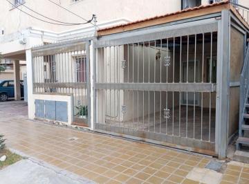 Departamento · 65m² · 4 Ambientes · 1 Cochera · Departamento de 2 Dorm.. Rivadavia