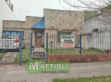 Casa de 3 ambientes, Quilmes · Casa en Venta