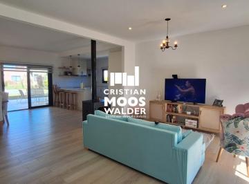 Casa · 123m² · 3 Ambientes · 1 Cochera · Casa en Ingeniero Maschwitz