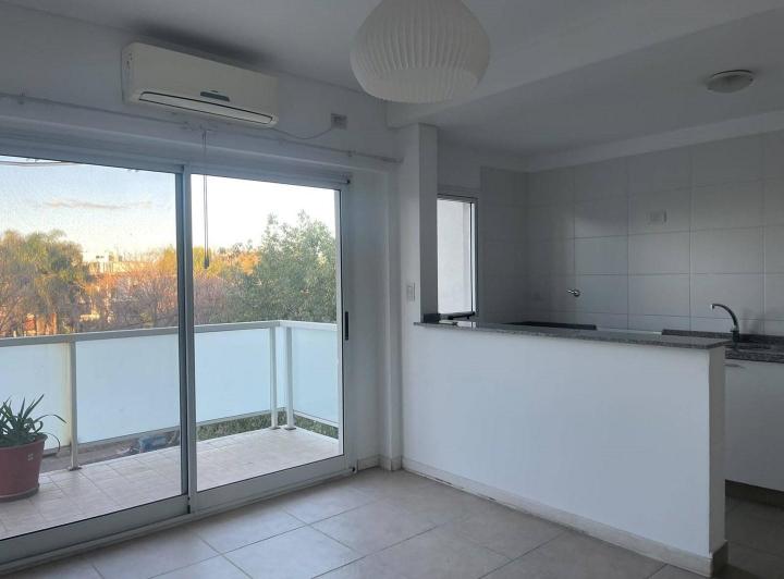 Departamento · 50m² · 2 Ambientes · 1 Cochera