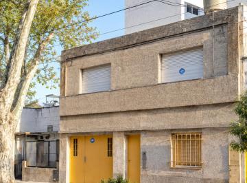 Casa de 10 ambientes, Rosario · Casa 2 Plantas a Reciclar - Pasaje Blanque (Ex Pje. Madrid) - Usd 66.000