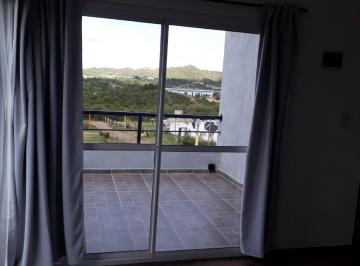 Casa · 873m² · 4 Ambientes · 1 Cochera · Dúplex en Potrero de Los Funes con Vista Al Lago y Gran Parque