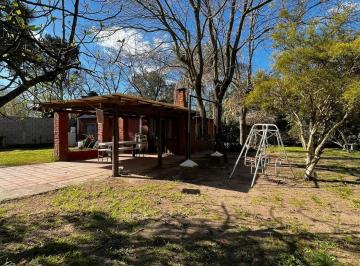 Casa · 45m² · 2 Ambientes · Casa en Venta Campana