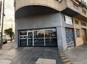 Local comercial , Avellaneda · Local Comercial de 120 m² Sobre Yrigoyen