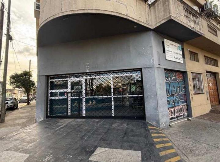 Local comercial · 120m²