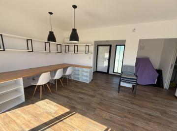 Oficina comercial · 37m² · 1 Cochera · Oficina en Venta en Villa Elisa