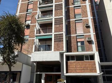 Departamento de 3 ambientes, San Isidro · Departamento de Tres Ambientes Próximo a Estación y Centro Comercial