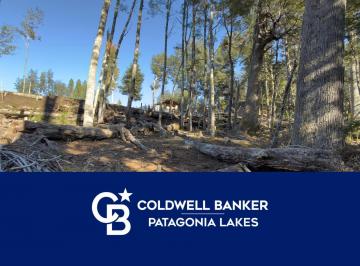 Terreno · 1291m² · Lote en Venta de 1.290 m² con Arroyo Lindero en Bandurrias · Villa La Angostura