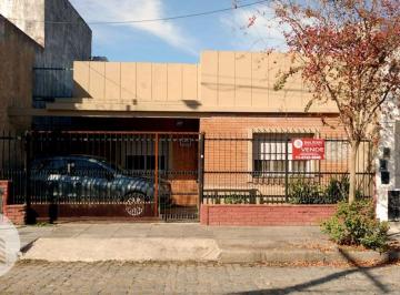 Casa de 4 ambientes, San Fernando · Casa en Venta en San Fernando