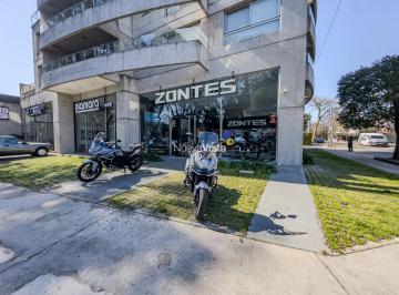 Local comercial · 112m² · 3 Cocheras · Local en Martinez
