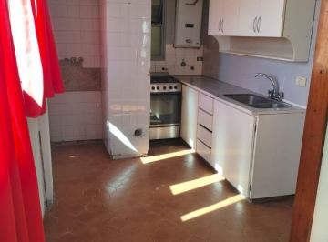 Departamento de 4 ambientes, Velez Sarsfield · Hermoso Depto Todo Sol Balcón Corrido Al Frente! 4 Ambientes, 2 Baños! Cocina y Living Enormes!