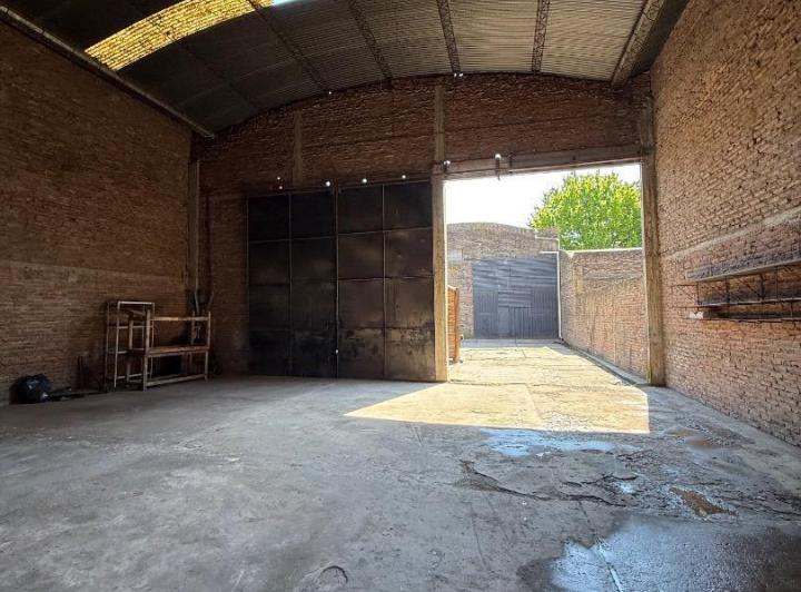Bodega-Galpón · 482m² · 2 Ambientes