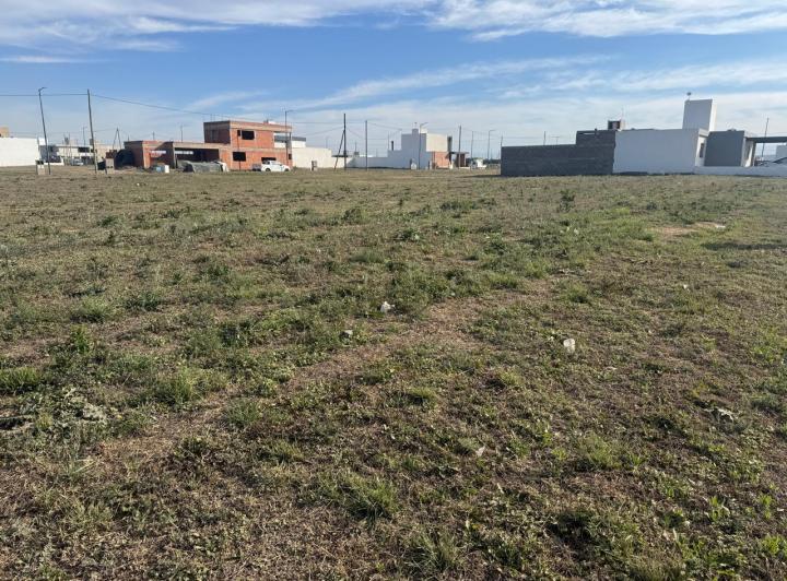 Terreno · 300m²