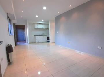 Departamento · 40m² · 2 Ambientes · 1 Cochera · Alquiler Departamento 2 Amb 44 m² Valentin Alsina