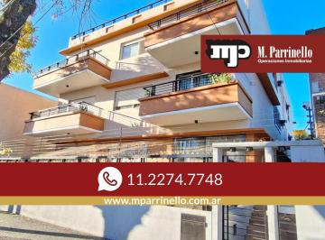 Departamento · 50m² · 2 Ambientes · 1 Cochera · Hermoso Departamento de 2 Ambientes con Balcón y Cochera