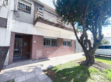 PH · 51m² · 3 Ambientes · PH 3 Ambientes en Wilde en Alquiler