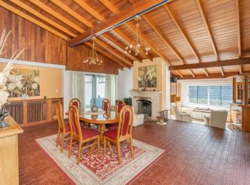 Casa · 300m² · 6 Ambientes · 2 Cocheras · Venta Casa 6 Ambientes Martinez con Pileta/jardin