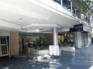 Departamento · 72m² · 3 Ambientes · 1 Cochera · 3 Ambientes con Dependencia - Edificio con Amenities - Cochera Cubierta Fija - en Flores