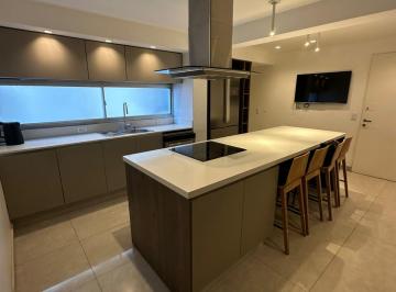 Departamento de 3 ambientes, Recoleta · Departamento 3 Ambientes en Recoleta con Balcon Amoblado Luminoso Remodelado