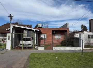 Casa · 90m² · 3 Ambientes · 1 Cochera · Casa en Venta 3 Ambientes Longchamps Garage Jardin