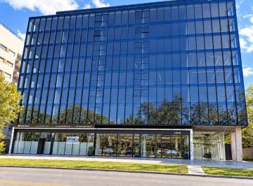 Oficina comercial · 125m² · 1 Ambiente · 2 Cocheras · Alquiler de Oficina 125 m² con 2 Cocheras Sobre Libertador Entre La Quinta Presid y Puerto de Olivos