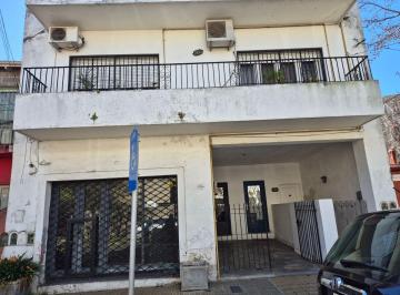 Casa de 5 ambientes, San Isidro · Vivienda en Block San Isidro a Pasos de Libertador PH Prente Pb y Pa