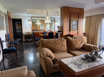 Departamento · 152m² · 8 Ambientes · 1 Cochera · Departamento en Mendoza