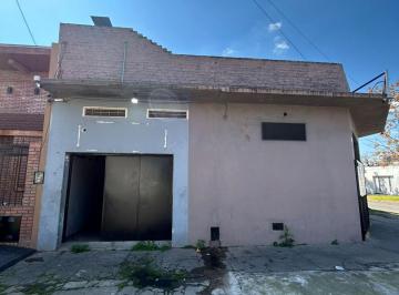 Local comercial · 77m² · Alquiler Local Comercial en Villa Tesei