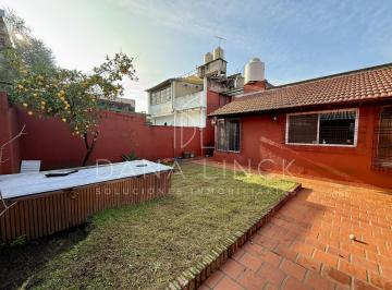 Casa · 150m² · 4 Ambientes · 2 Cocheras · En Venta Casa 4 Amb y Medio Lote de 220 m² Ramos Mejía - Permuta